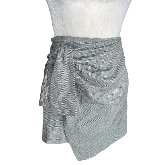 Zara Black White Houndstooth Plaid Ruched Wrap Asymmetrical Mini Skirt - XS - Picture 7 of 16
